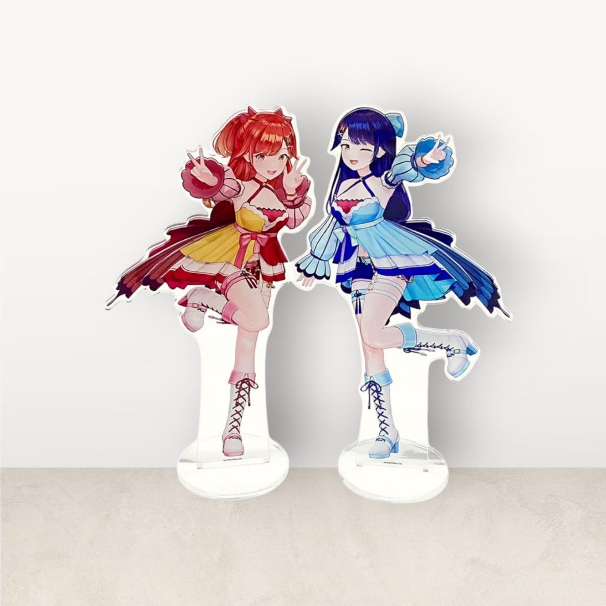 Amazon.co.jp: アクリルスタンド ハルルナ 霧島ハル 霧島ルナ